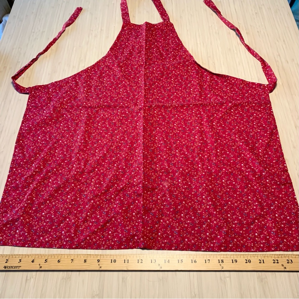 Child’s Apron Red Ditzy Floral